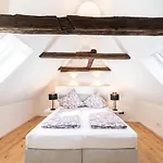 Nicolai - Schrangen-suites-1389 鲁纳