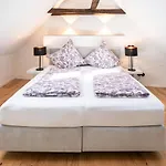 Nicolai - Schrangen-suites-1389