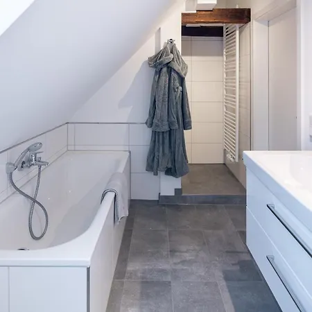 Nicolai - Schrangen-suites-1389 Apartment Luneburg