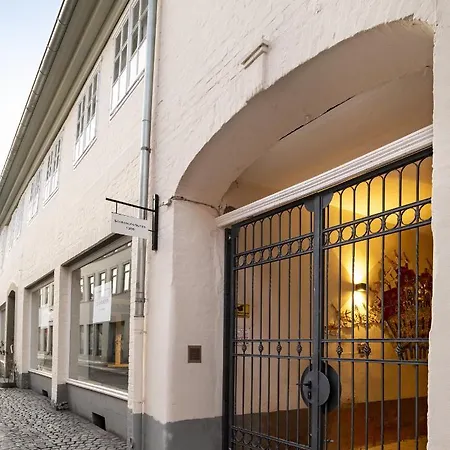 Nicolai - Schrangen-suites-1389 * Λούνεμπουργκ