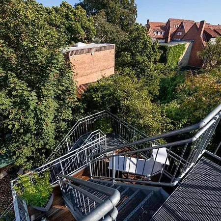 Nicolai - Schrangen-suites-1389 *