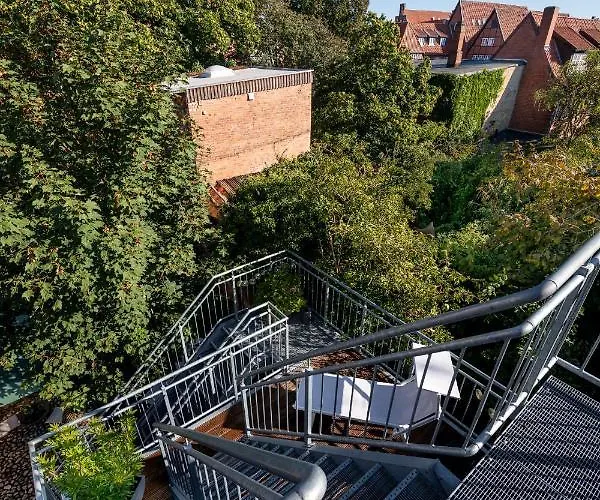 Nicolai - Schrangen-suites-1389 *
